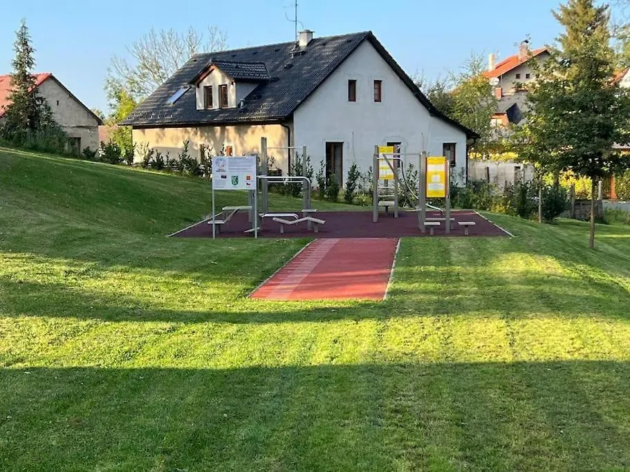 Byt Apartman 72M2 Private Garden Parking Free Prague
